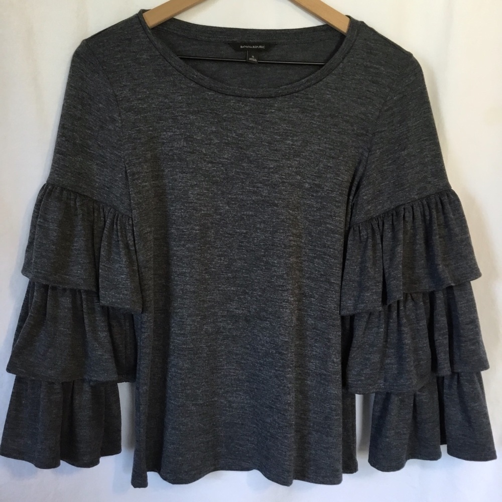 Banana Republic 3 tiered charcoal bell sleeve top